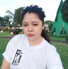 Kung pakiramdam mo sobrang bigat na at parang hindi mo na kaya, huwag mong  kalimutang may Panginoon na laging handang makinig at umalalay sa'yo.  Tumawag ka sa Kanya, kahit sa simpleng panalangin.