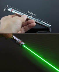 Pointeur laser le plus puissant du monde. Stylo Laser Vert Le Plus Puissant 220 250mw 532nm Qui Brule