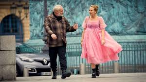 Apr 08, 2020 · every single outfit worn by villanelle on 'killing eve,' ranked. Molly Goddard Pink Tulle Dress Worn By Villanelle Jodie Comer In Killing Eve S01e07 Spotern