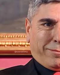 Kılıç, Süleyman Çakır'a sefirliği verirken enteresan bir mimik ...