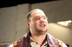 Так как спартак сейчас почти не снимается, он взял на себя роль. Spartak Sumchenko Akter Teatra I Kino Biografiya Lichnaya Zhizn