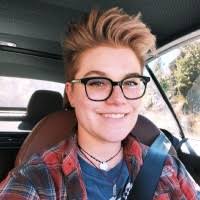 Alexandra Purcell's Instagram, Twitter & Facebook