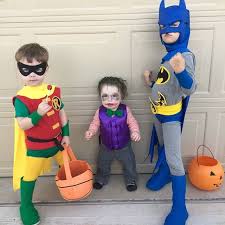 Classic Batman And Robin Kids Diy Costumes Halloween Costumes For Kids Batman Halloween Costume Baby Halloween Costumes