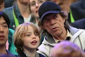 In 2016, at the age of 73, Mick Jagger became a father for the eighth time.  The news caused a stir, not only because of her old age, but also because  the