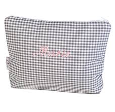 Suggest as a translation of kulturtasche. Kulturtasche Vichykaro Grau Personalisierbar Mit Namen