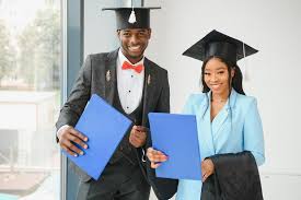 What to Wear for High School Graduation: Graduates & Guests | LoveToKnow