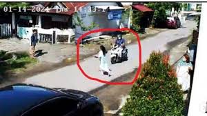 Namun, getaran gempa terasa hingga mamuju, makassar hingga palu. J8mlpilxqkxo5m