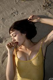 Zishy Zishy Model Valentien Average Tits Remas Susu yes porn pics xxx