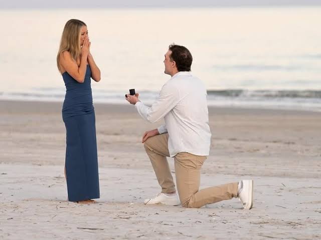 Blue Jays phenom Trey Yesavage gets engaged to girlfriend | Toronto Sun