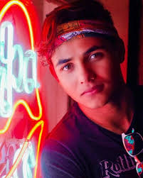 Roy Royer Fans (@FansRoyerRoyer)