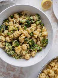 Broccoli Lemon Carbonara Broccoli Lemon Carbonara Pasta Recipe Lemon Pasta Pasta Dishes Broccoli Recipes
