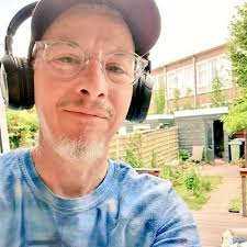 stay kind universe💙 (@bklynmikeart)