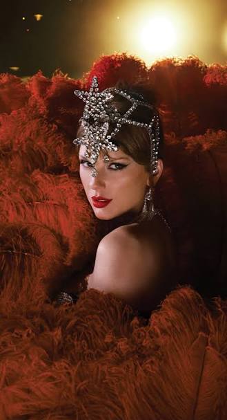 The Life of a Showgirl: The Tiny Bubbles in Champagne — Taylor Swift Style