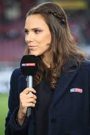 Esther sedlaczek wird es 2019 beruflich ein bisschen ruhiger angehen lassen: Esther Sedlaczek Das War Die Schlimmste Situation Meiner Karriere Gq Germany
