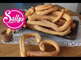 Churros Rezept Brandteiggeback Mit Zimtzucker Und Schokoladensauce Sallys Welt Youtube