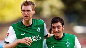 Mesut ozil va evolua la real madrid, a anuntat, marti, tatal fotbalistului lui werder bremen, mustafa. Afcstuff On Twitter Gnabry On Werder Bremen Per Mertesacker And Mesut Ozil Have Only Said Positive Things About The Club