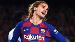 Dyed beach undercut or blonde, the hairdo known as griezmannia swept through capital of the madrid in 2015 with some copycat. Umtiti Leaves Barcelona Exit Door Open And Takes Aim At Griezmann S Haircut Goal Com