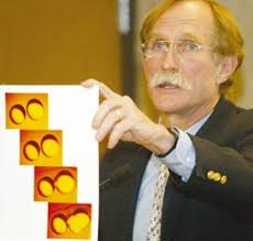 Channel hoppers land chemistry Nobel