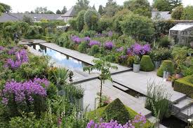 Helen Dillon S Garden Water Features In The Garden Modern Landscaping Landscape Design