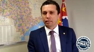 Deputado federal por são paulo. Nas Redes Sociais Deputado Fausto Pinato Sai Em Defesa Dos Caminhoneiros