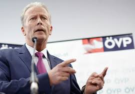 ✓ reinhold mitterlehner, 65, övp: Austria S Mitterlehner Quits As Vice Chancellor And Party Chief Politico