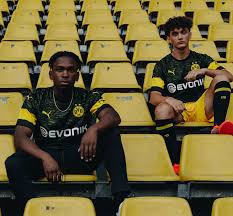 Dortmund is the second largest german sports club and 11th biggest football team in the world. Borussia Dortmund 2018 19 Away Kit Football Shirt News