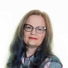 Tracy Topping's Instagram, Twitter & Facebook