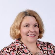 Eileen Serrano's Instagram, Twitter & Facebook