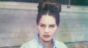 Lana del Rey avança el seu nou disc amb 'Did you know there is a tunnel  under Ocean Blvd'