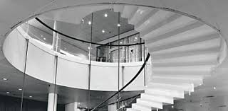With his focus on the simplicity of form and innovative function over trendiness, a… Arne Jacobsen Destinationspotting