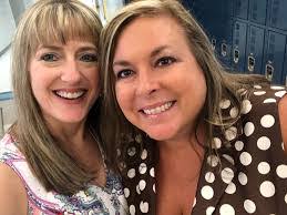 Renee Jeffrey's Instagram, Twitter & Facebook