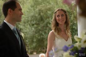 We take pictures of people getting married. Wedding Photographer Valencia Studio Boda Artistic Photograpy Spain