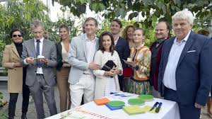 Kompletnie zrozpaczony śmiercią córeczki moniki (natalia żyłowska) piotr walawski (piotr jankowski). Barwy Szczescia Znikaja Z Anteny Niespodziewany Koniec Serialu Nie Pokaza Nawet Ostatniego Odcinka Magazyn Rmf Fm