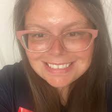 Looking for a personal chef/ cook/ bored retired person that could cook  lunch and dinner 5 days a week for my wife and I. We hate cooking and are  firm believers in