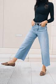 Cropped Denim And Print Flats Wide Leg Jeans Outfit Jeans Outfit Fall Cropped Jeans Outfit