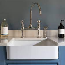 Sprinkle baking soda into the sink. Lsc Small White 480x370x130 Ceramic Belfast Butler Kitchen Sink Waste Kitchen From Taps Uk