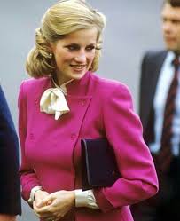 Princess Diana With Longer Hair On A Cloudy Day Enjoy Rushworld Boards Diana Princess Of Wales Ex Princess Diana Fashion Princess Diana Family Princess Diana