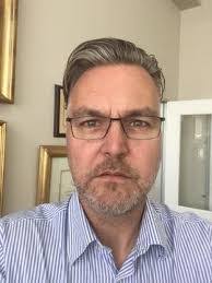 Chris Daras's Instagram, Twitter & Facebook