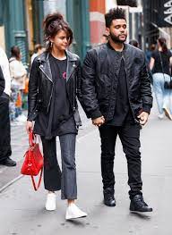 In this verse, it looks like sel is opening up about another selena ends the song with a repeat of the chorus. Selena Gomez Has The Perfect Weekend Uniform And It Starts With Her Bag Selena Gomez The Weeknd Selena Gomez Street Style Selena Gomez Outfits