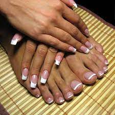 Nuestras uñas tanto de las manos como de los pies por eso les quiero dejar alguna de las mejores imágenes para que ustedes vean cuales son las todos los diseños que les dejo pueden usarlos para sacar ideas de lo que pueden llegar a hacer o simplemente es para que ustedes imiten el que. Unas Manos Y Pies Home Facebook
