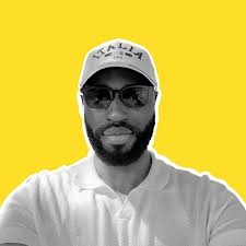 📸 Les Lions U20 sont à l'aéroport de Douala pour prendre le vol qui les  emmènera à Garoua. ✈️🇨🇲