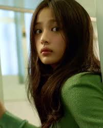 어머, 민지 #협찬, @newjeans_official, @chanelofficial, 샤넬 2024/25 크루즈 컬렉션을 입은  앰배서더 민지의 스무살 얼굴들., The twenty-year-old faces of MINJI, the Chanel  ambassador wearing the 2024/25 Cruise Collection., Director ...