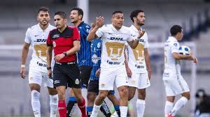 Juan ignacio dinenno (pumas unam) header from the left side of the six yard box to the top right corner. Gmqksestpmvixm