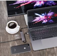 The Brand New 2018 Macbook Pro Provides Better Processor Chips Updated M Technology Iphonexsmax Macbook Apple Technology Apple Products Macbook Pro