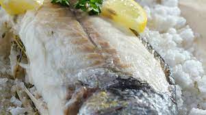 Facile e veloce, questa cottura ci regala una carne profumata, delicata e sana, adatta ne esistono tantissime varianti e fra quelle proposte da sale&pepe potrai sicuramente trovare quella più adatta a te. Semplice Ricetta Dell Orata Al Sale