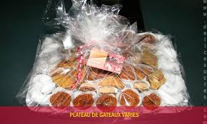 Emballage des gâteaux selon choix soit dans des boites individuels de 3 ou 4. Plateau De Gateaux Varies Patisserie Orientale Delices Sucres Fournisseur De Patisseries Orientales Gateaux Orientaux Traiteur Oriental Vesoul