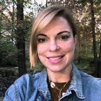 Suzanne Mccaffrey's Instagram, Twitter & Facebook