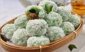 Hal ini dikarenakan di dalam kapur barus terdapat bahan kimia yang akan berdampak pada kondisi mata dan sistem pernapasan. 15 Manfaat Daun Suji Pewarna Alami Yang Kaya Klorofil