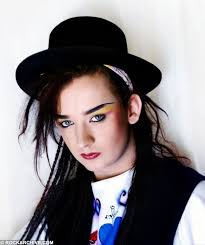 An incredible set of photos of George from the Q Magazine photoshoot in  1998, feature in the heroes section of Rankin's book 'Play: Images of  Music'. 📸 Rankin