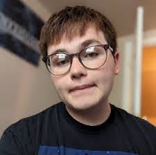 Sean Nicholson's Instagram, Twitter & Facebook